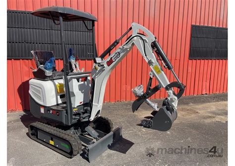 ozziquip mini excavator review|chinese mini excavators ok.